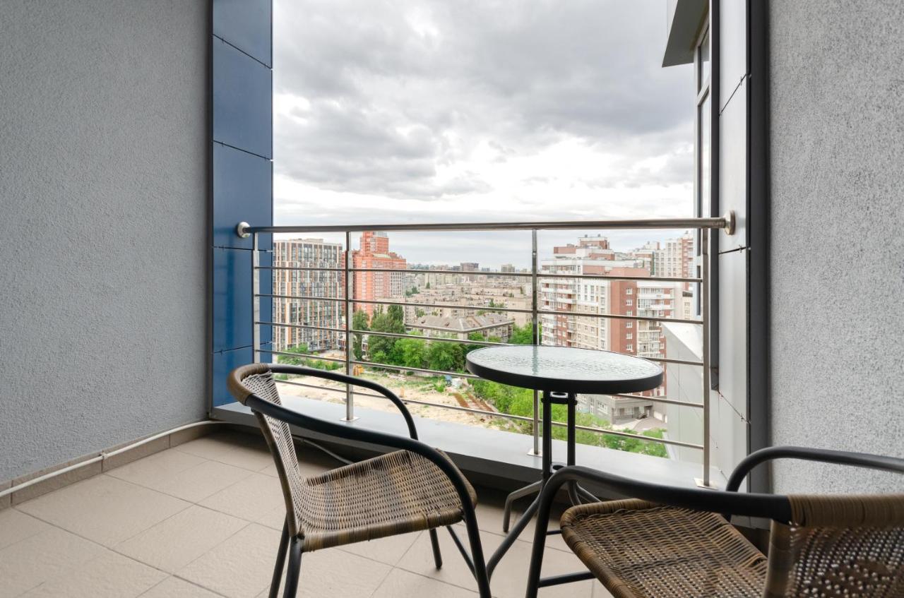 Petrovdom Apartaments 11-212 In Rc Central Park, 7 John Mccain Street Kiev Ngoại thất bức ảnh